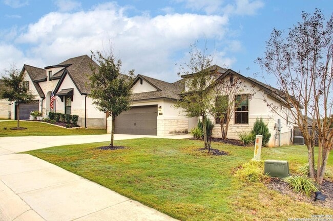 Photo - 1038 Cadogan Squire