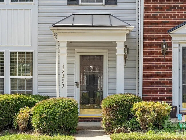 Photo - Earn Wealth While Leasing – Like a Homeowner – Lease to Own