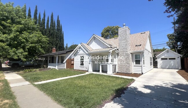 Photo - Updated 3bd/2b Home Near UCD Med Center!