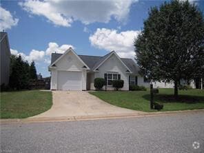 Building Photo - One Level Home