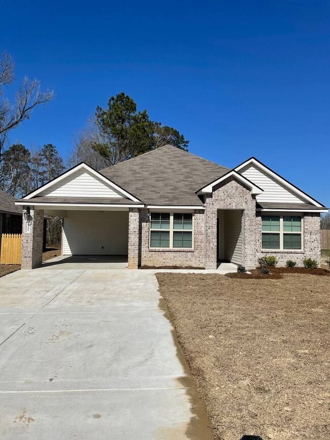 Building Photo - 13355 Isabella Blvd