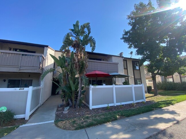 Building Photo - Rancho Cucamonga Two Bedroom Condo