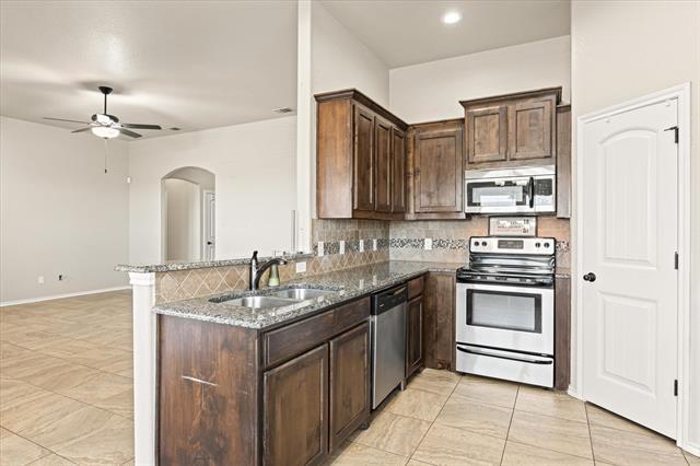 Photo - 9128 Parkview Cir