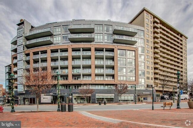 Building Photo - 7171 Woodmont Ave Unit 804 Rental