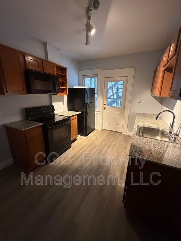 Photo - 36 Chedell Pl Condo Unit 3