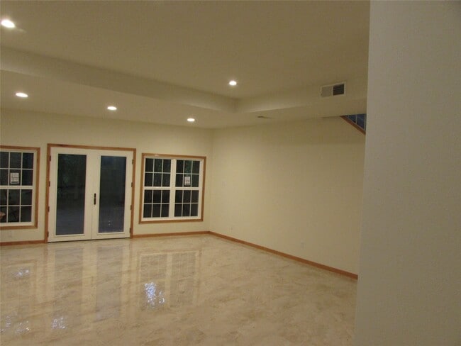 Photo - 201 Vanderpool Ln Unit True