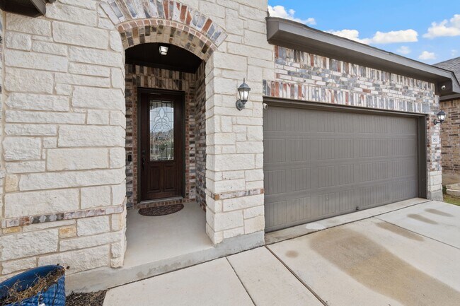 Photo - 1513 Anhalt Rnch