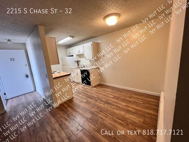 Building Photo - 2215 S Chase St Unit 32