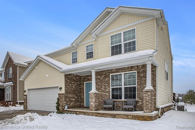 Photo - 59696 Twin Pines Dr