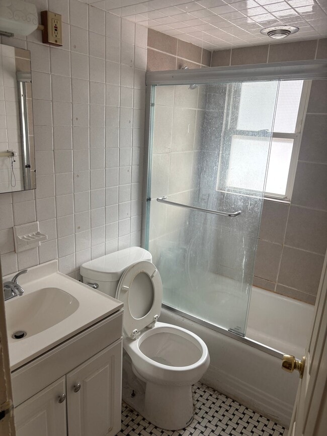 Photo - 32 Grand St Unit 2A