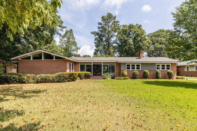 Photo - 3504 Hawthorne Rd