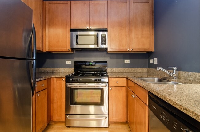 Photo - 200 N Jefferson St Unit 1105