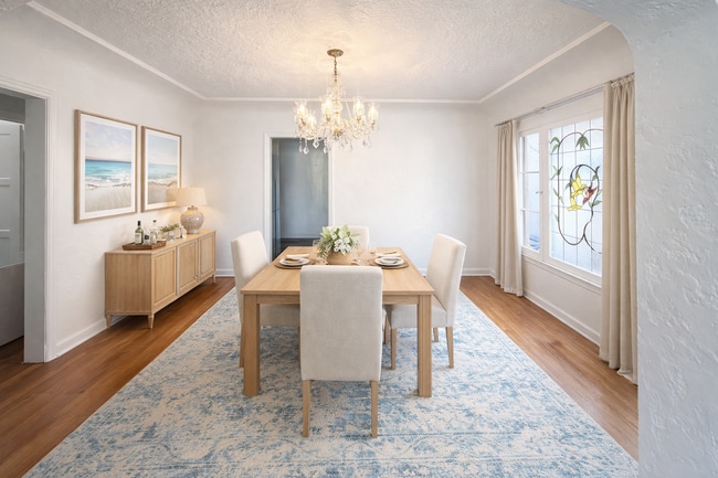 Photo - 160 Santa Ana Ave