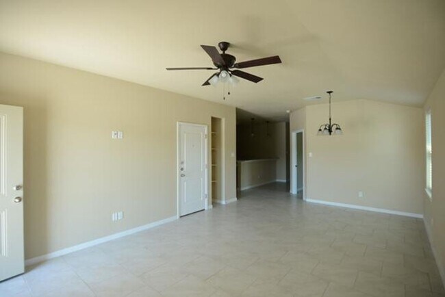 Photo - 1107 Stealth Ln Unit B