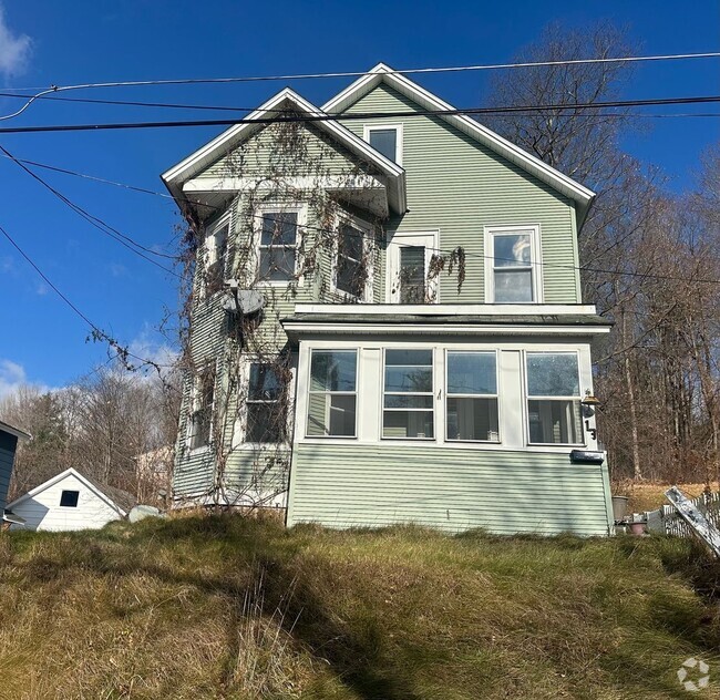 Building Photo - Charming 3 Bedroom in Clarksburg! Rental