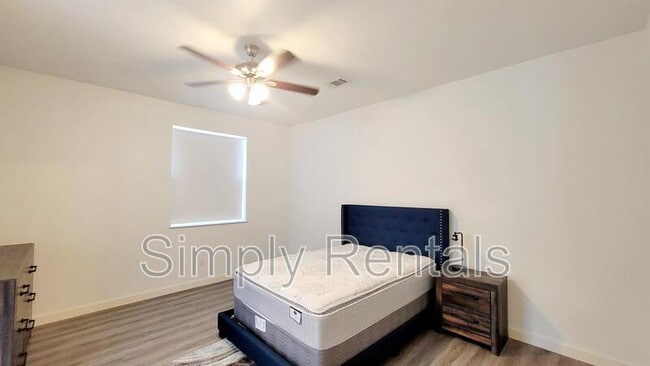 Photo - 1709 Sycamore St Unit 2