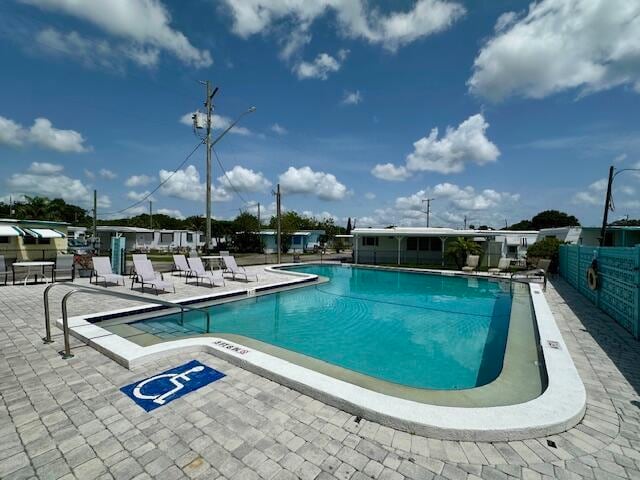 Building Photo - 2023 St Lucie Blvd