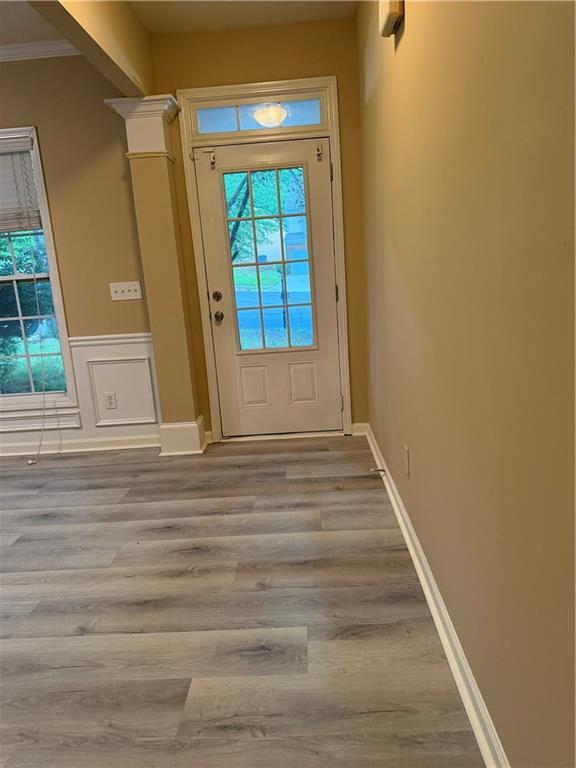 Photo - 1646 Hedington Ct SE