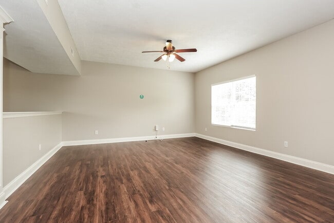 Photo - 3342 Hamberton Cir