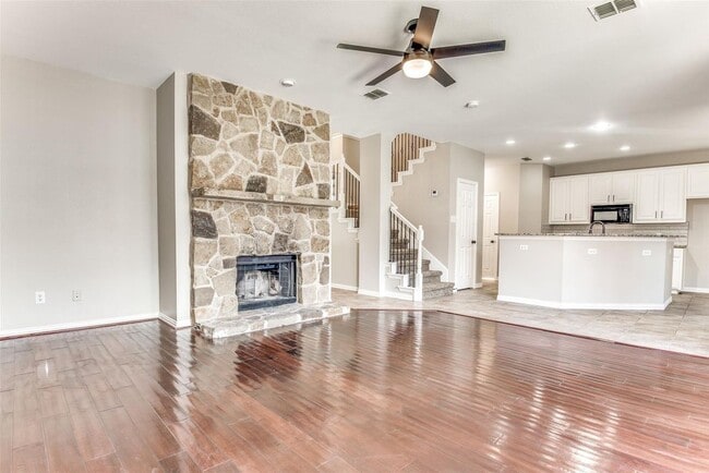 Photo - 15704 Grove Crest Dr