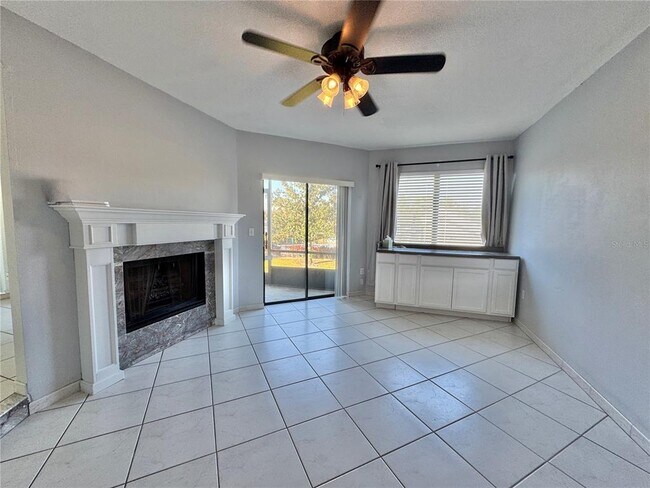 Photo - 120 Olive Tree Cir