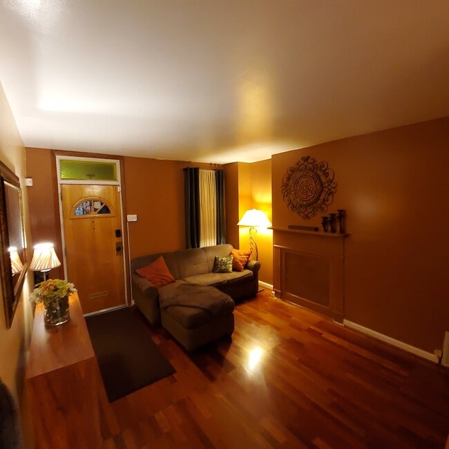 Photo - 1222 N Spring St