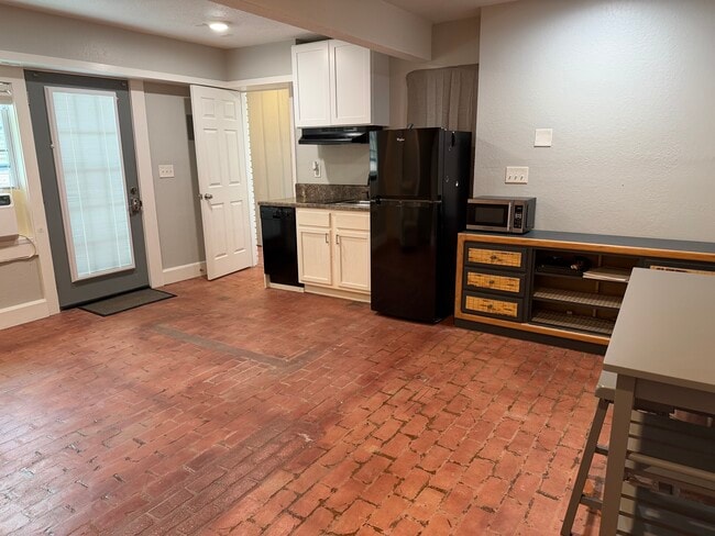 Photo - 12609 Cowboy Ln Unit Studio #1