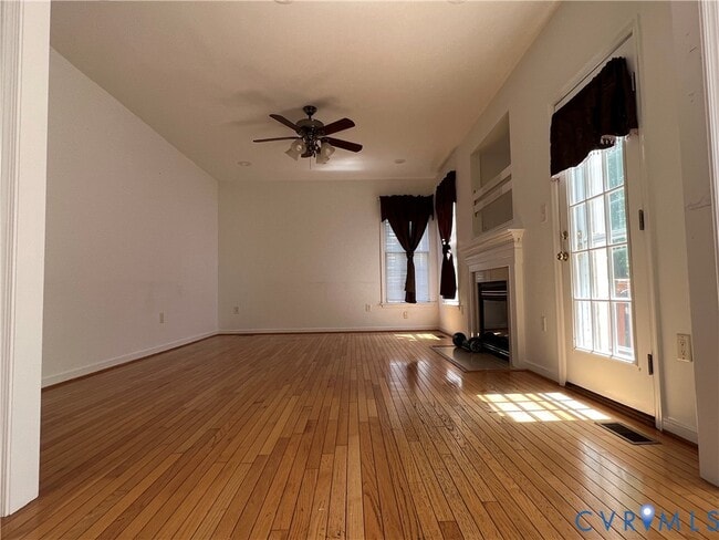 Photo - 4925 Saddleridge Ct