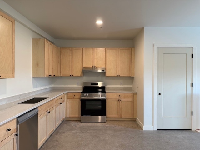 Photo - 710 Chippewa Sq