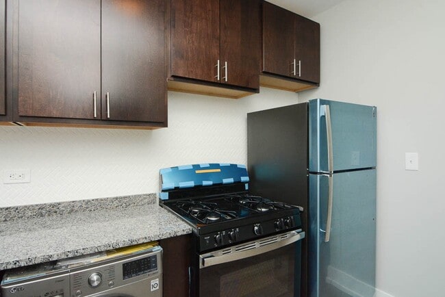 Photo - 1133 Maple Ave Unit A3