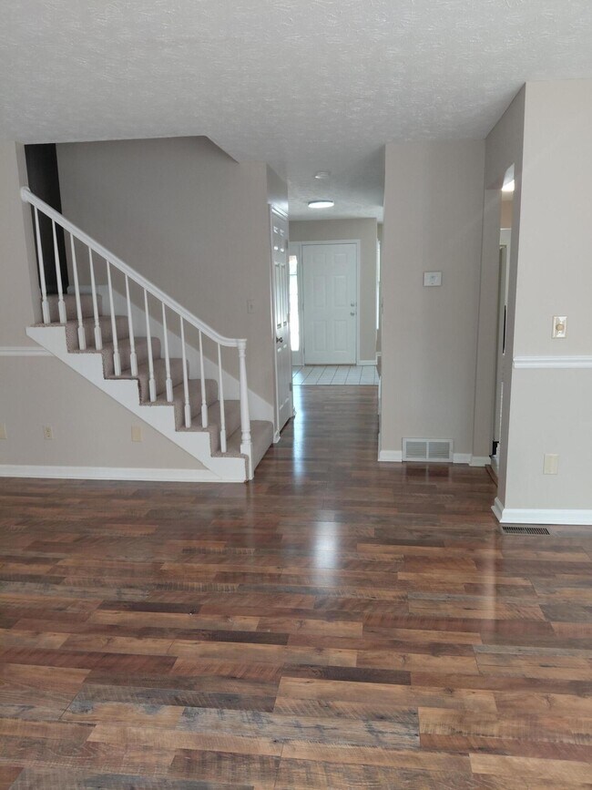 Photo - 3501 Lakeside Ct