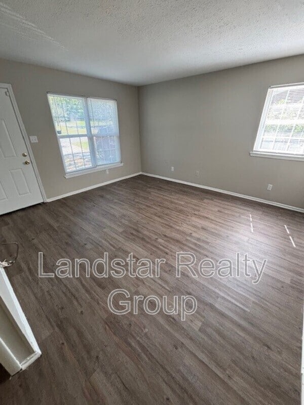 Photo - 7728 Rochelle Rd