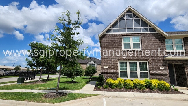Building Photo - 4305 Oliver Dr Rental