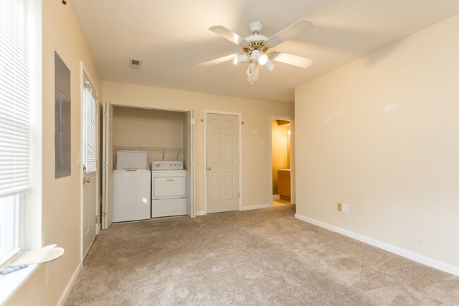 Photo - Spacious 3-Bedroom Townhome with Garage in a Prime Harrisonburg Location!