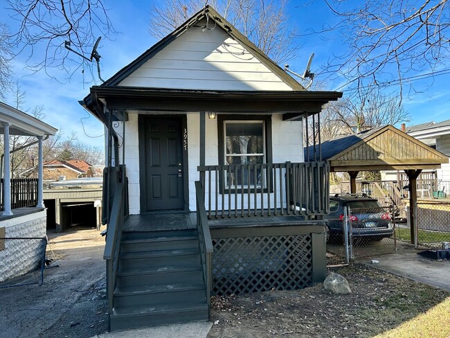 Building Photo - Cheviot: Cute quiet 1 bed bungalow. 1 ca... Rental