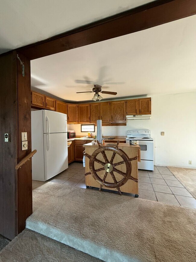 Photo - Charming One-Bedroom Cottage on 60-Acre Farm Unit Cottage 2