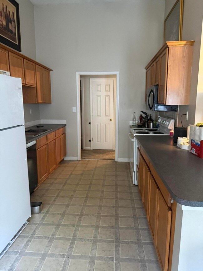 Photo - 1020 Bryce Point