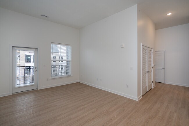 B1 Living Room