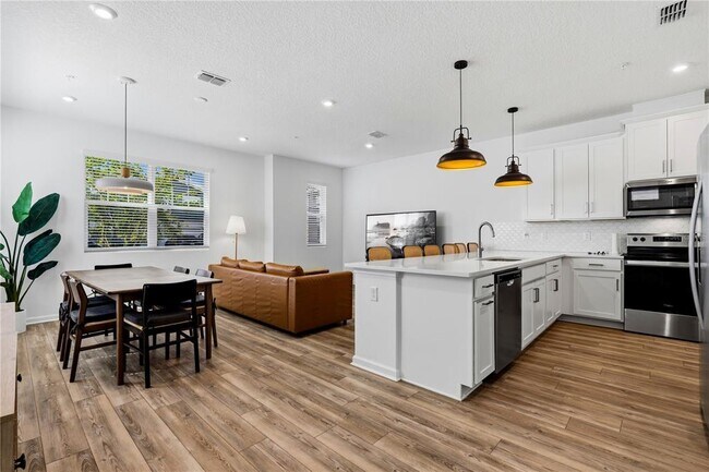 Photo - 11653 Straits Wy