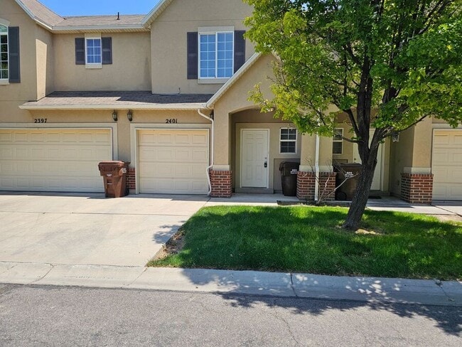 Building Photo - 2401 Big Village Ct Unit (1550 W)