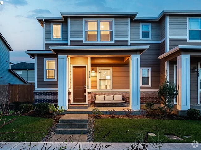 Building Photo - Luxury Living in Reed’s Crossing – Designe... Rental