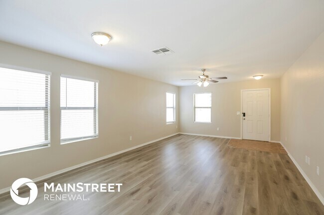2440 W Romley Rd
