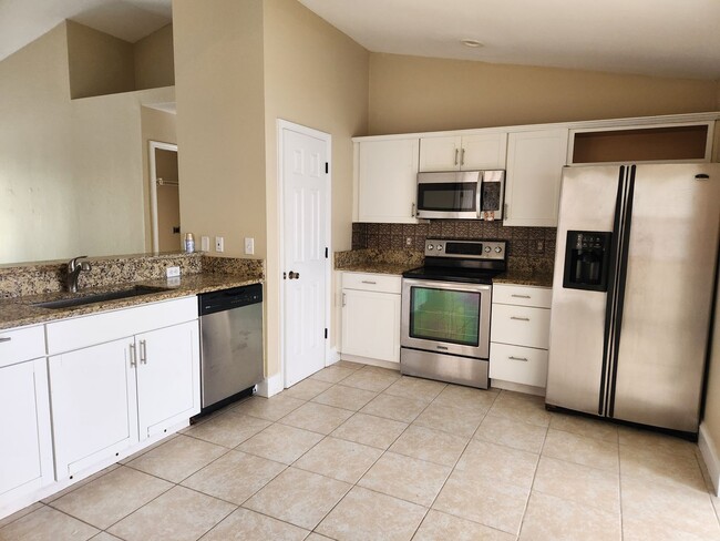 Photo - 1125 Alvin Ave