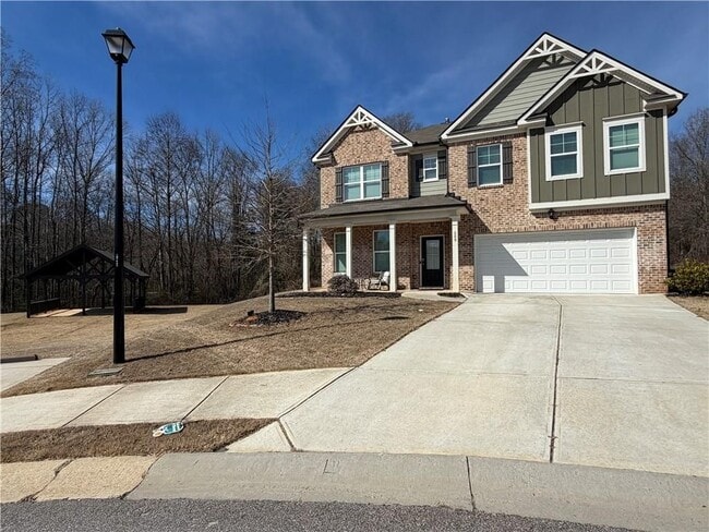 Photo - 389 Paxton LN