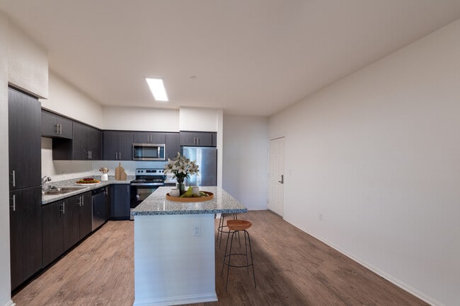 Photo - Villa Annette Apartment Homes