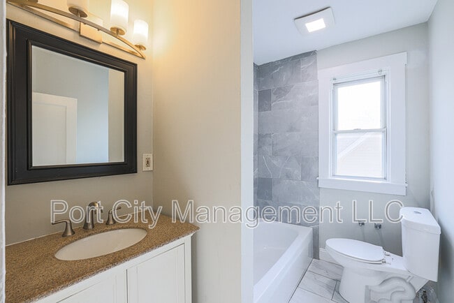 Photo - 215 Cleveland Ave