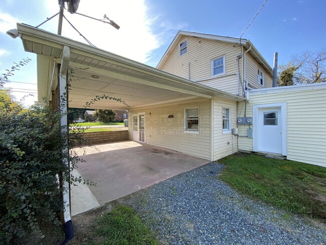 Photo - 601 Forbes St