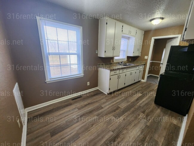 Photo - $1,050 - 3 bedroom/ 1 bathroom Single Family Home