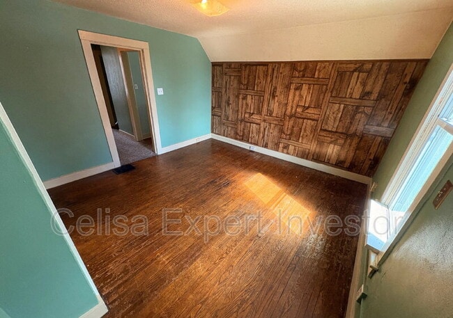 Photo - 814 Grace Ave Unit #1/2