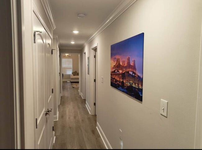 Photo - 2136 Saint Andrew St Unit 1